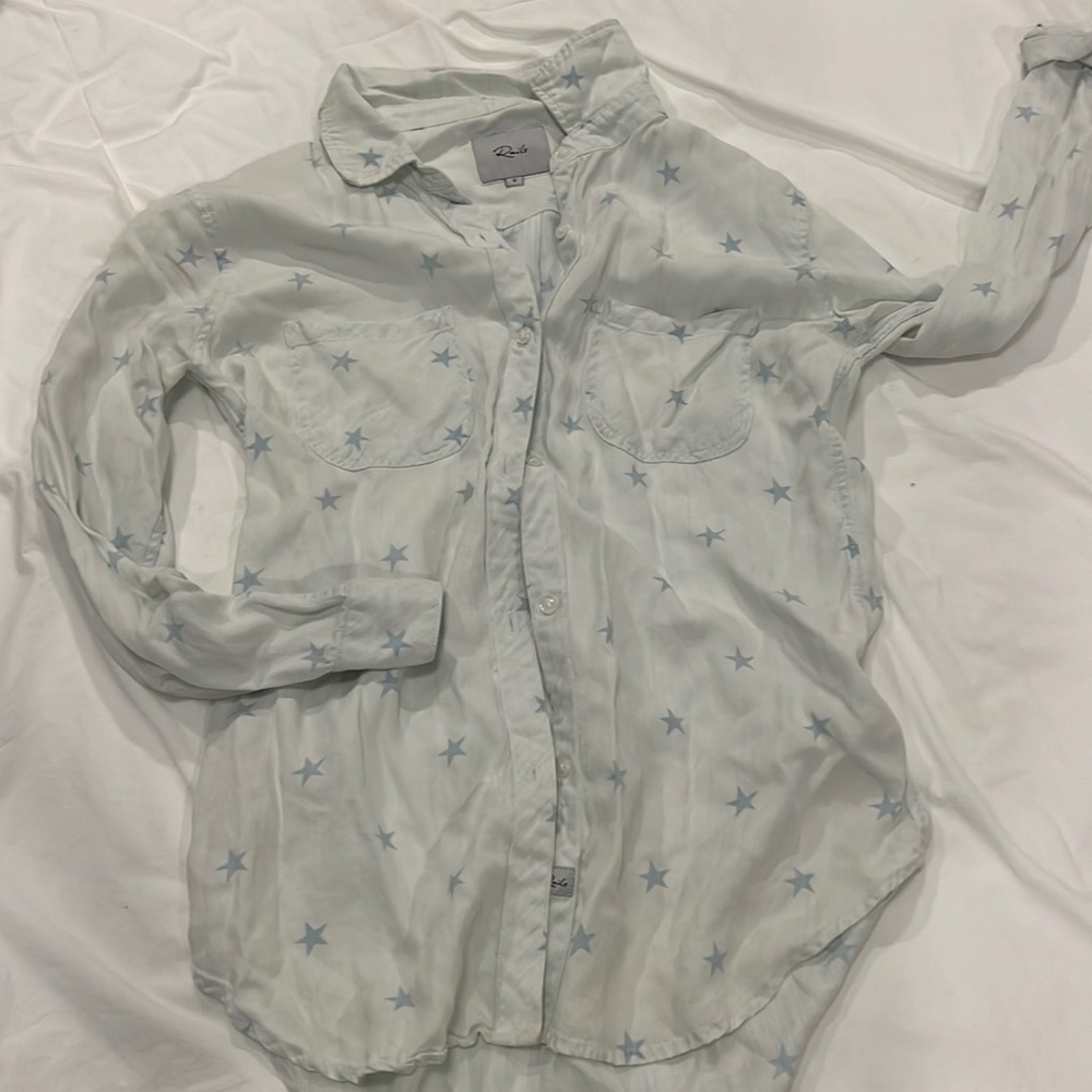 Rails Classic Silk Light Blue Button Down Size: S - image 1